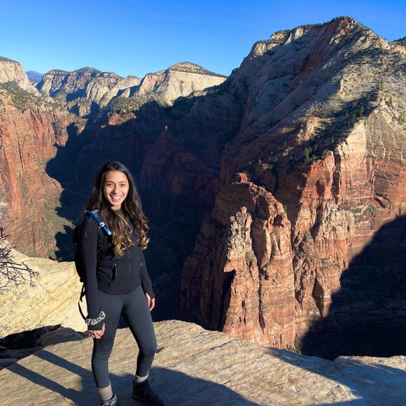 Meet your Posher, Elisa - Picture 5 of 11